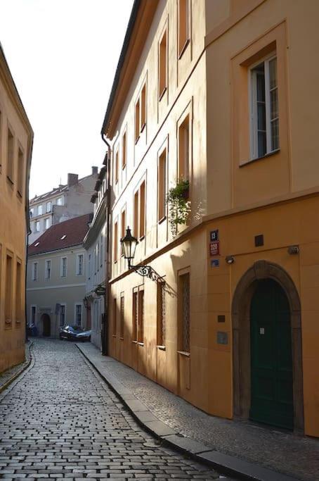 Old Town Herberghaus, 250M To Charles Bridge Apartment ปราก ภายนอก รูปภาพ