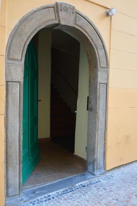 Old Town Herberghaus, 250M To Charles Bridge Apartment ปราก ภายนอก รูปภาพ