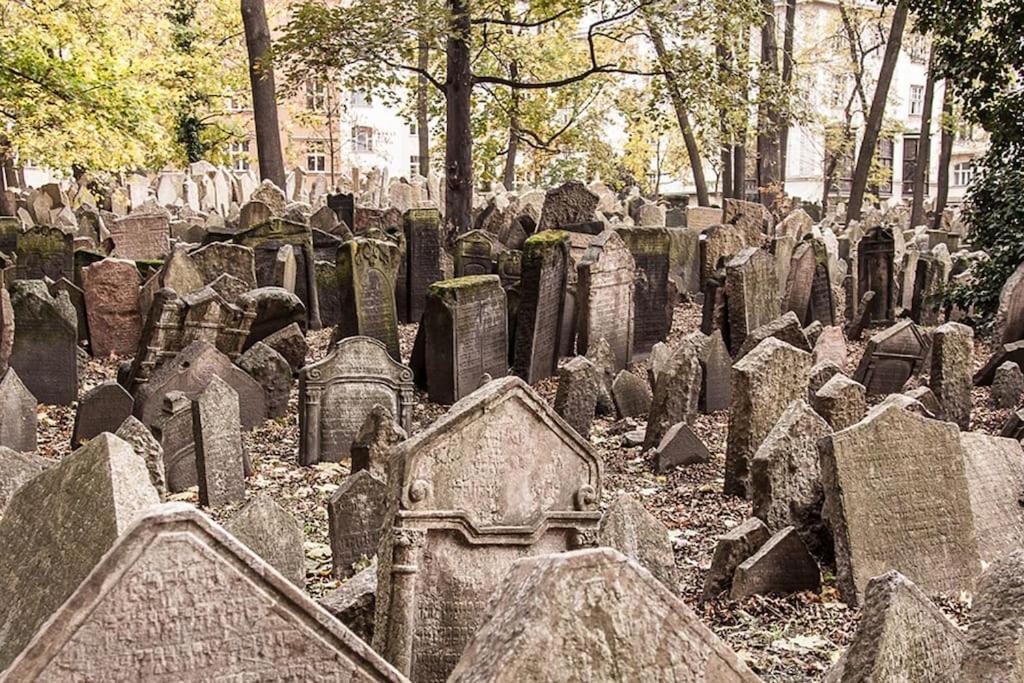 Old Town Herberghaus, 250M To Charles Bridge Apartment ปราก ภายนอก รูปภาพ